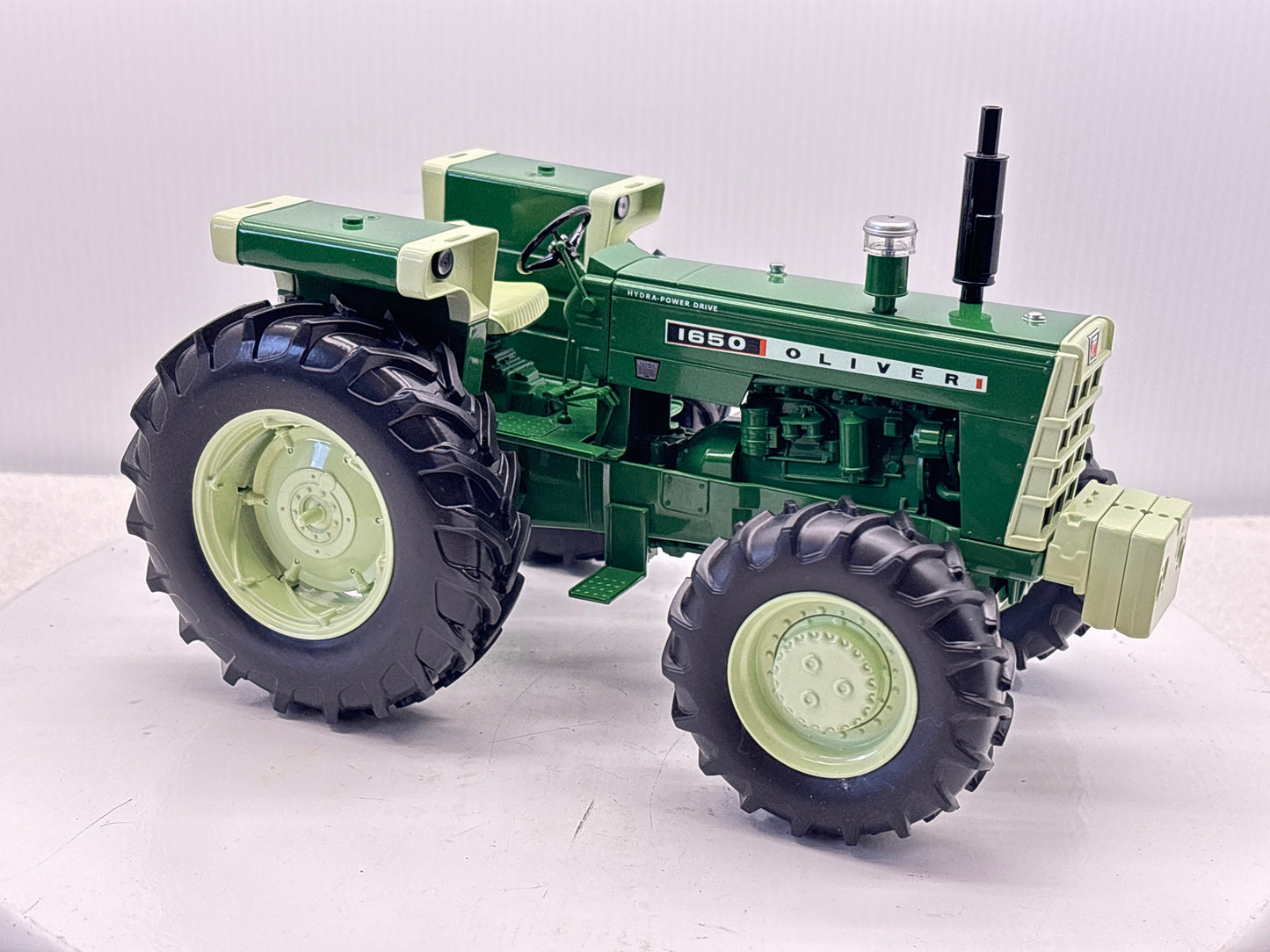 1/16 Oliver 1650 FWA