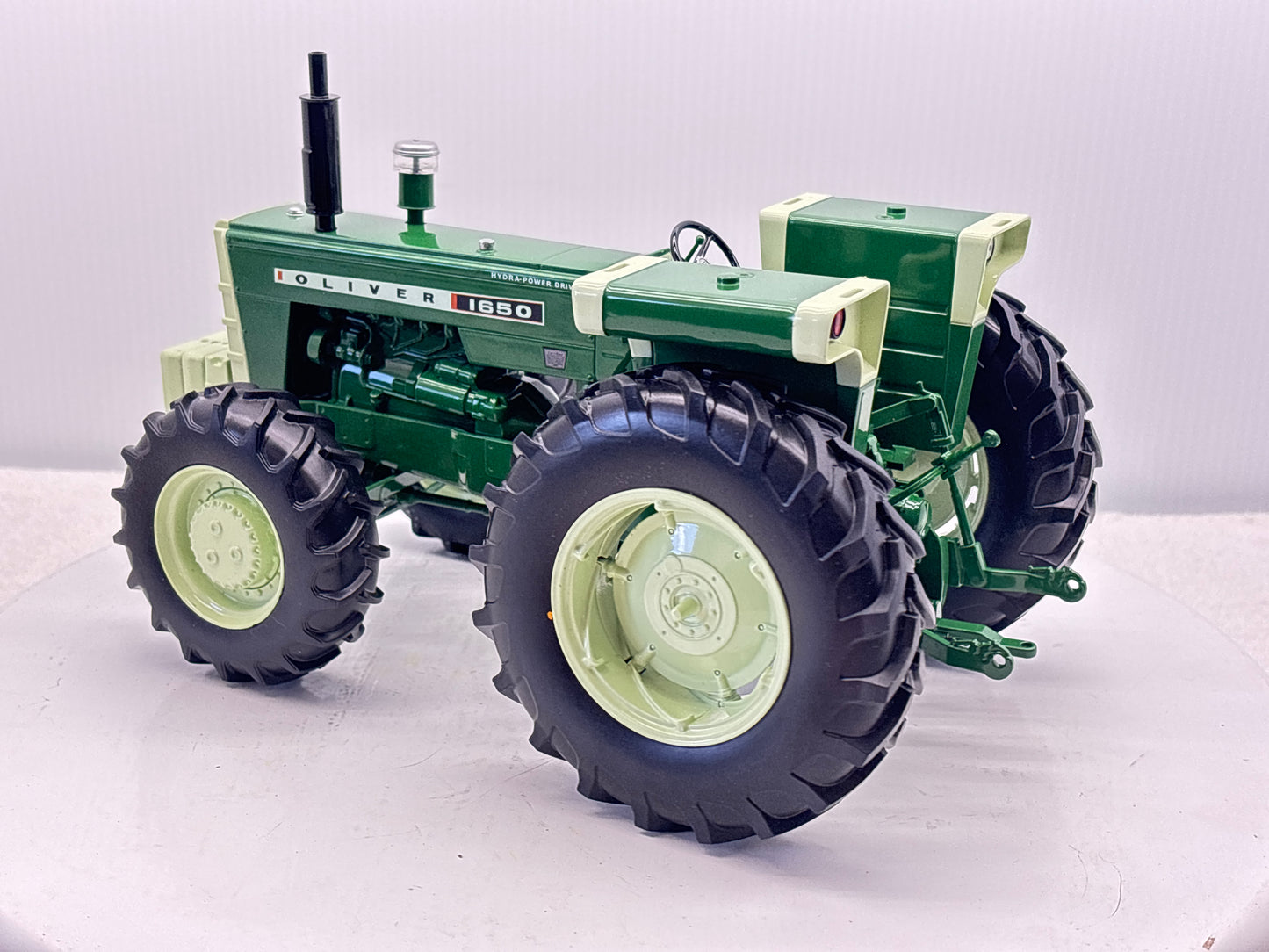 1/16 Oliver 1650 FWA