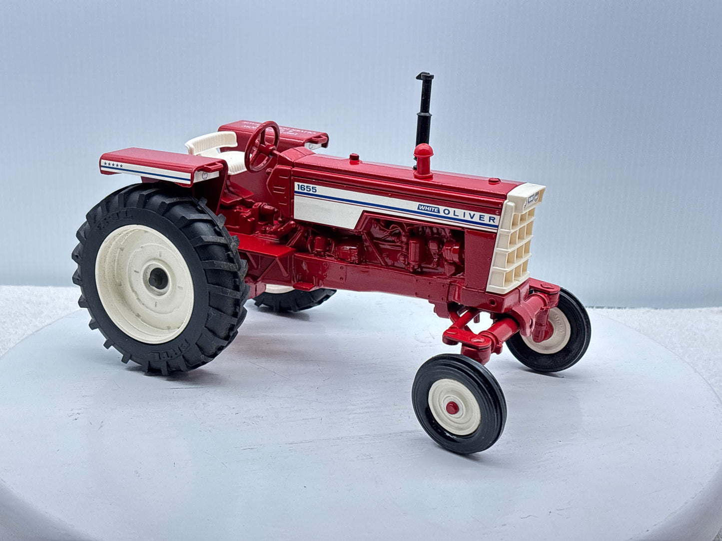 1/16 Oliver 1655 Farm Show Edition