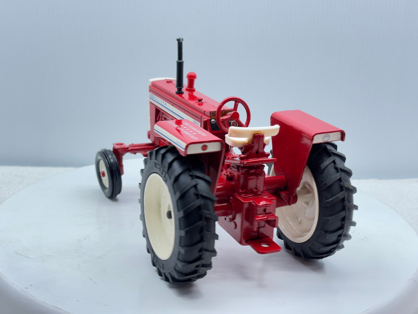 1/16 Oliver 1655 Farm Show Edition