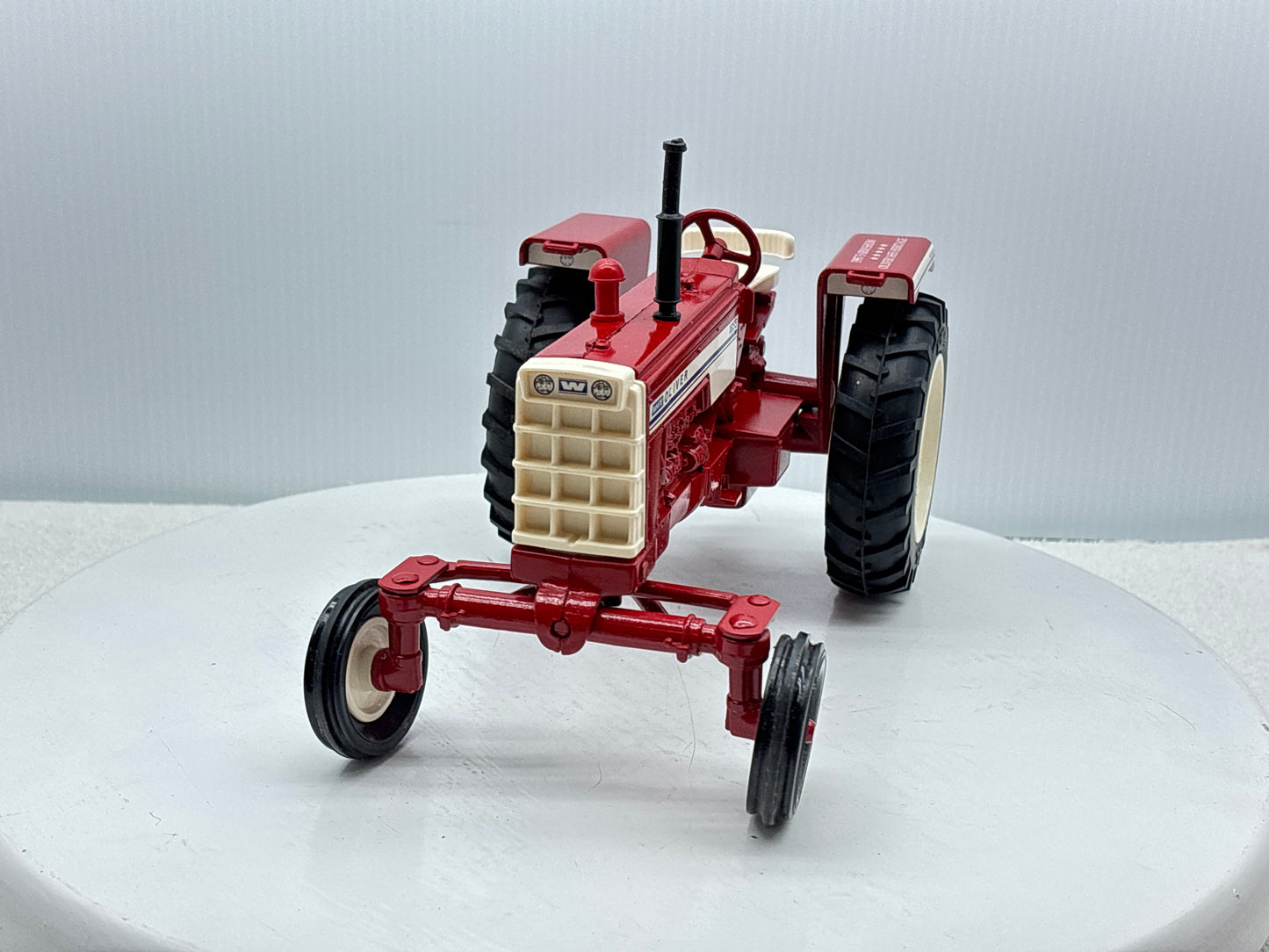 1/16 Oliver 1655 Farm Show Edition