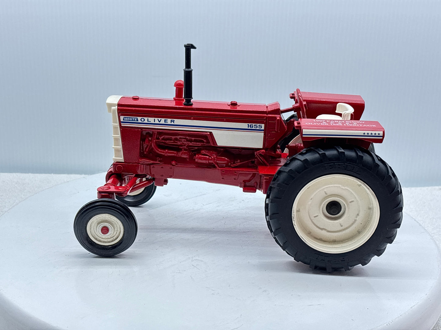 1/16 Oliver 1655 Farm Show Edition