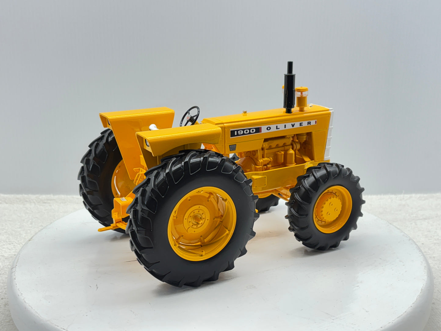 1/16 Oliver 1900 Industrial