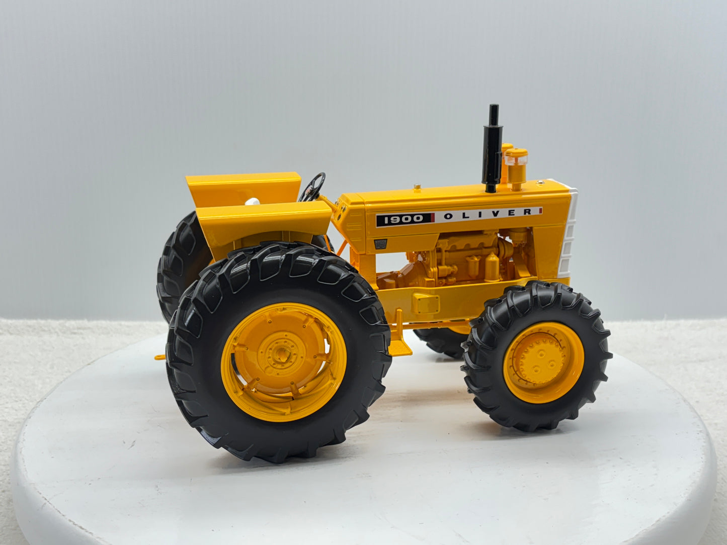 1/16 Oliver 1900 Industrial