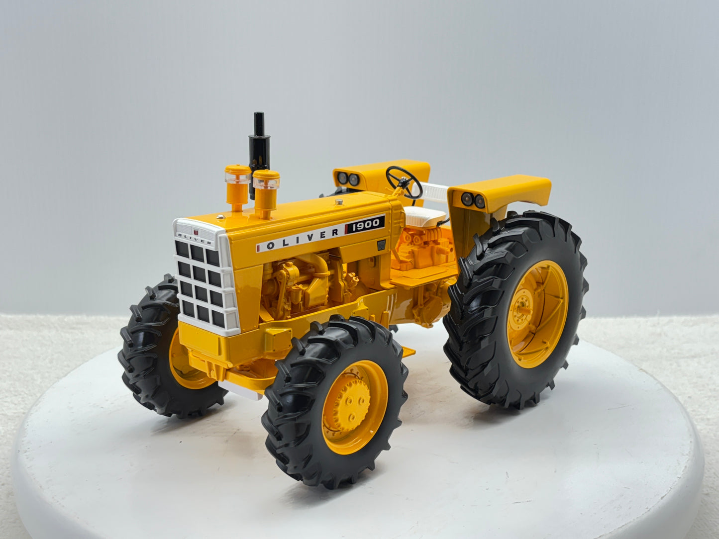 1/16 Oliver 1900 Industrial