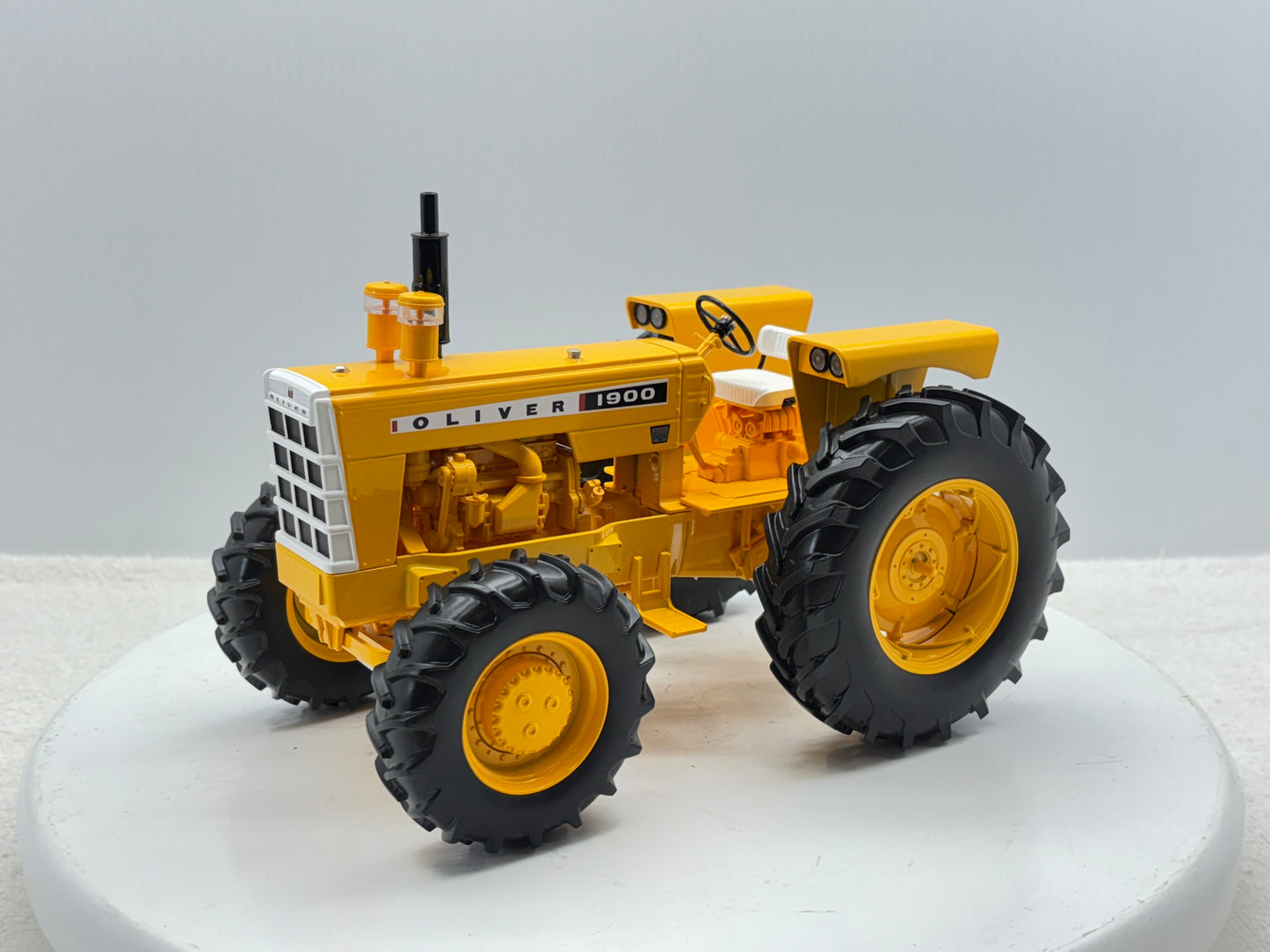 1/16 Oliver 1900 Industrial