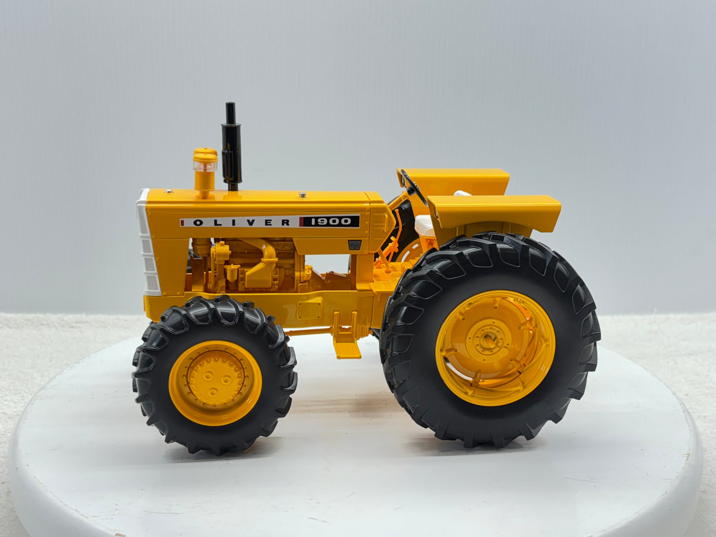 1/16 Oliver 1900 Industrial