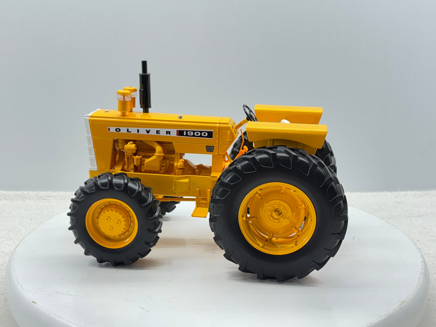 1/16 Oliver 1900 Industrial
