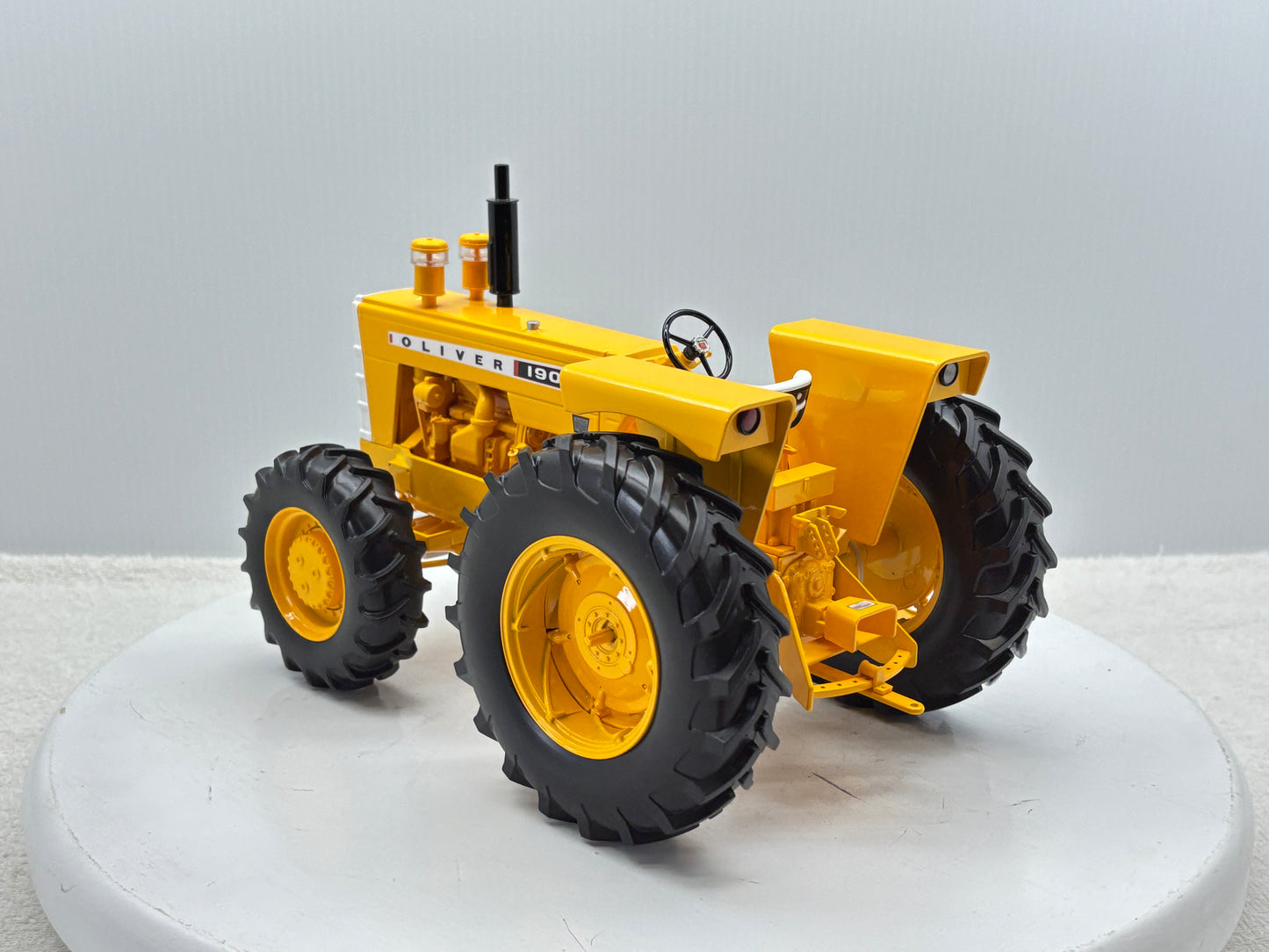 1/16 Oliver 1900 Industrial