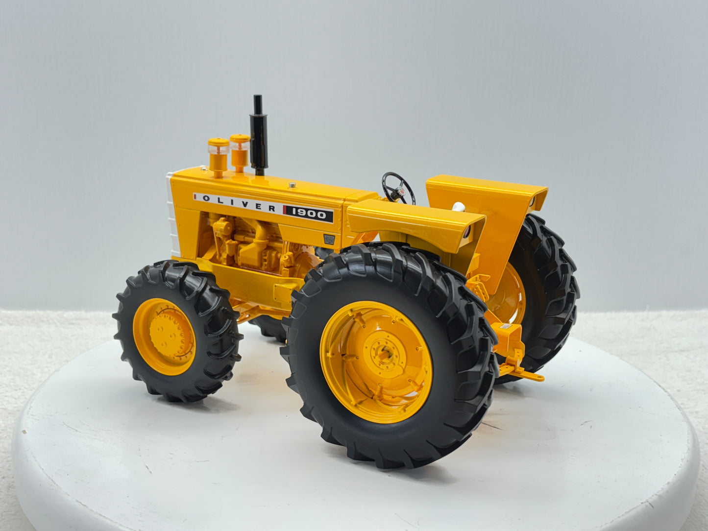 1/16 Oliver 1900 Industrial
