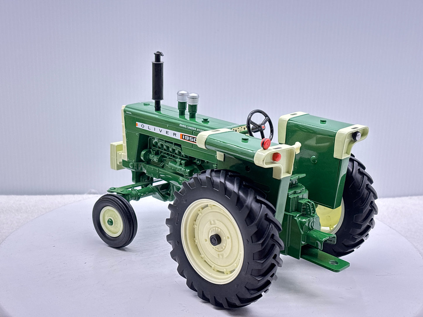 1/16 Oliver 1950-T