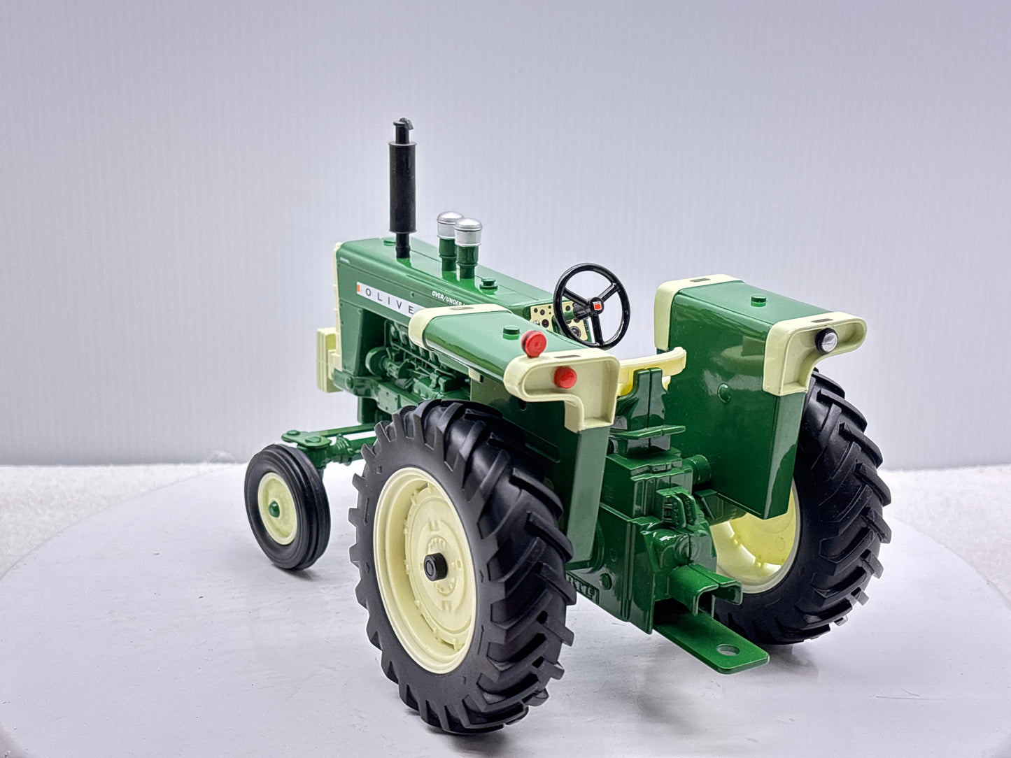 1/16 Oliver 1950-T
