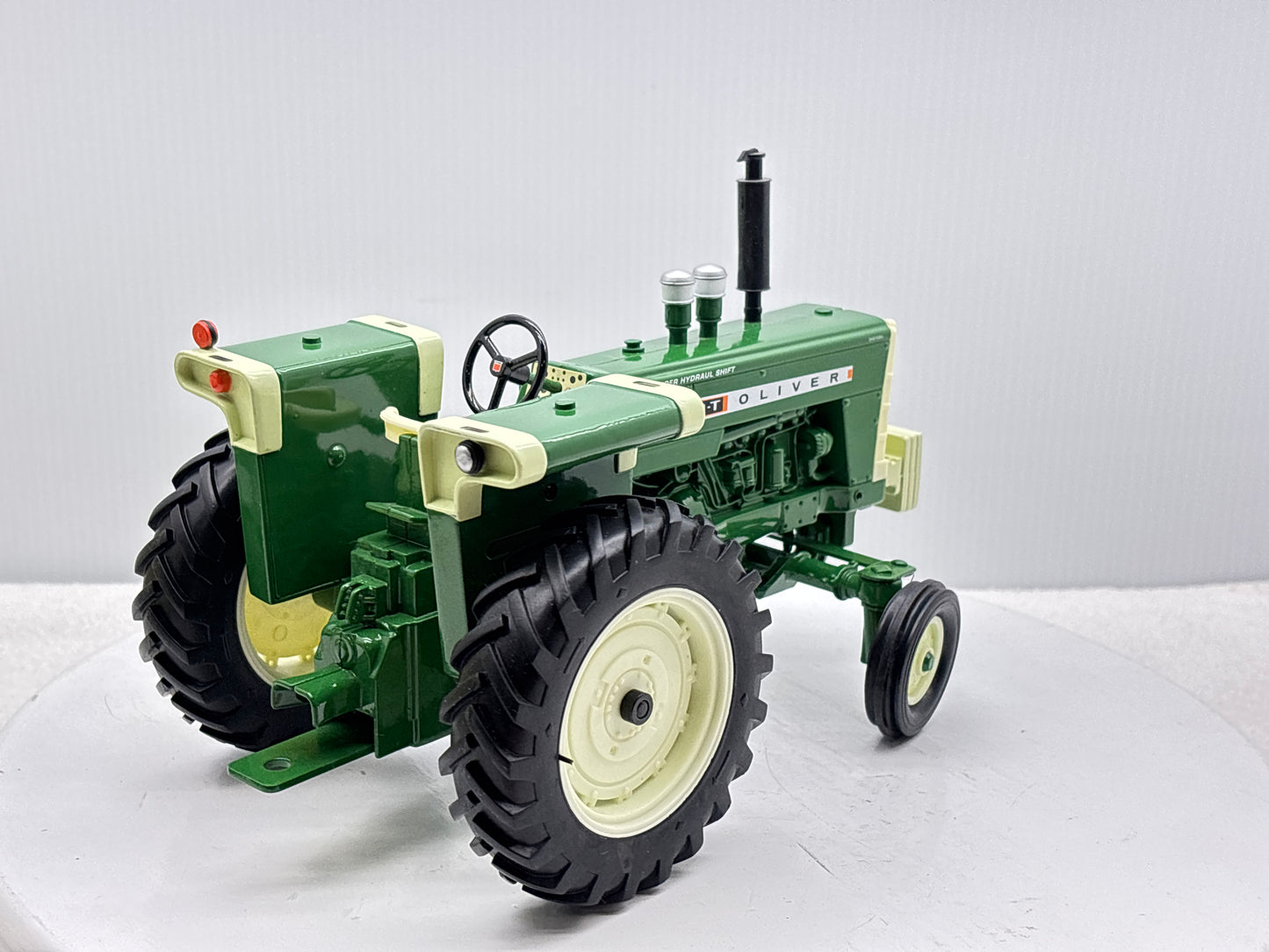 1/16 Oliver 1950-T