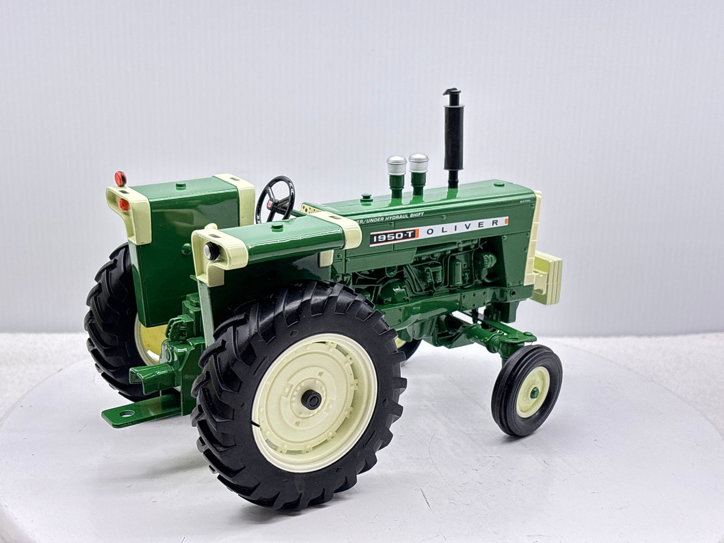 1/16 Oliver 1950-T
