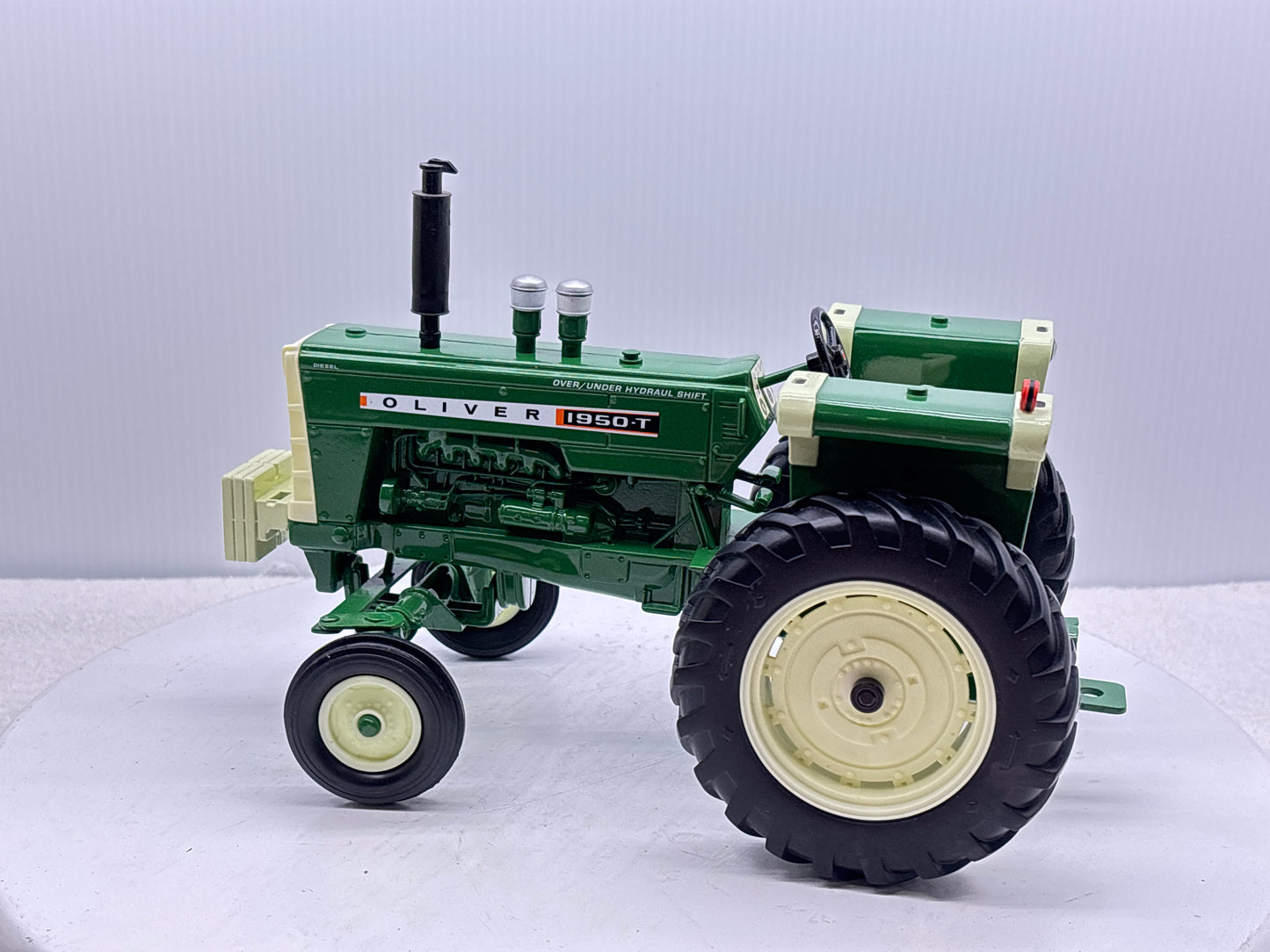 1/16 Oliver 1950-T