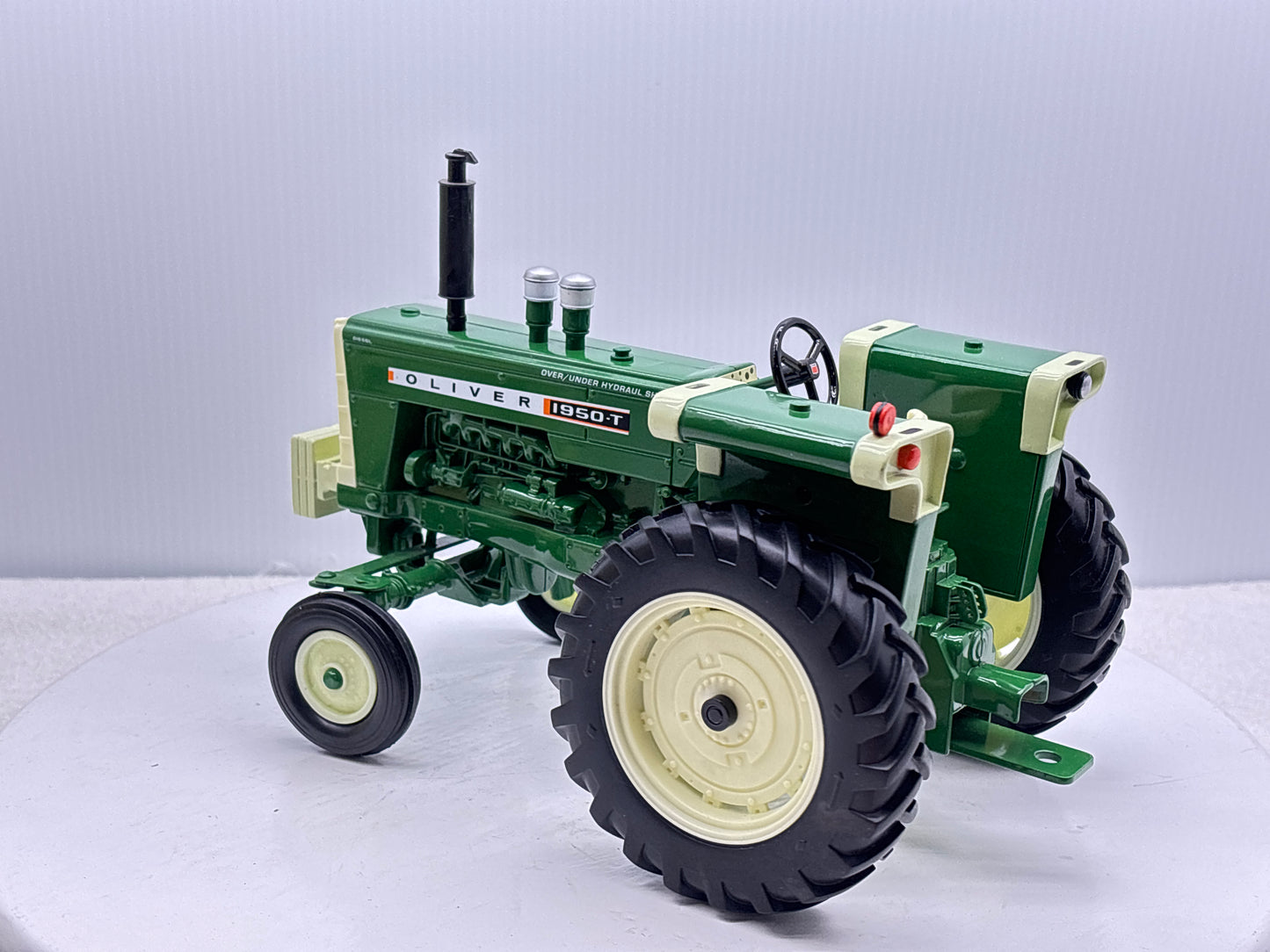1/16 Oliver 1950-T