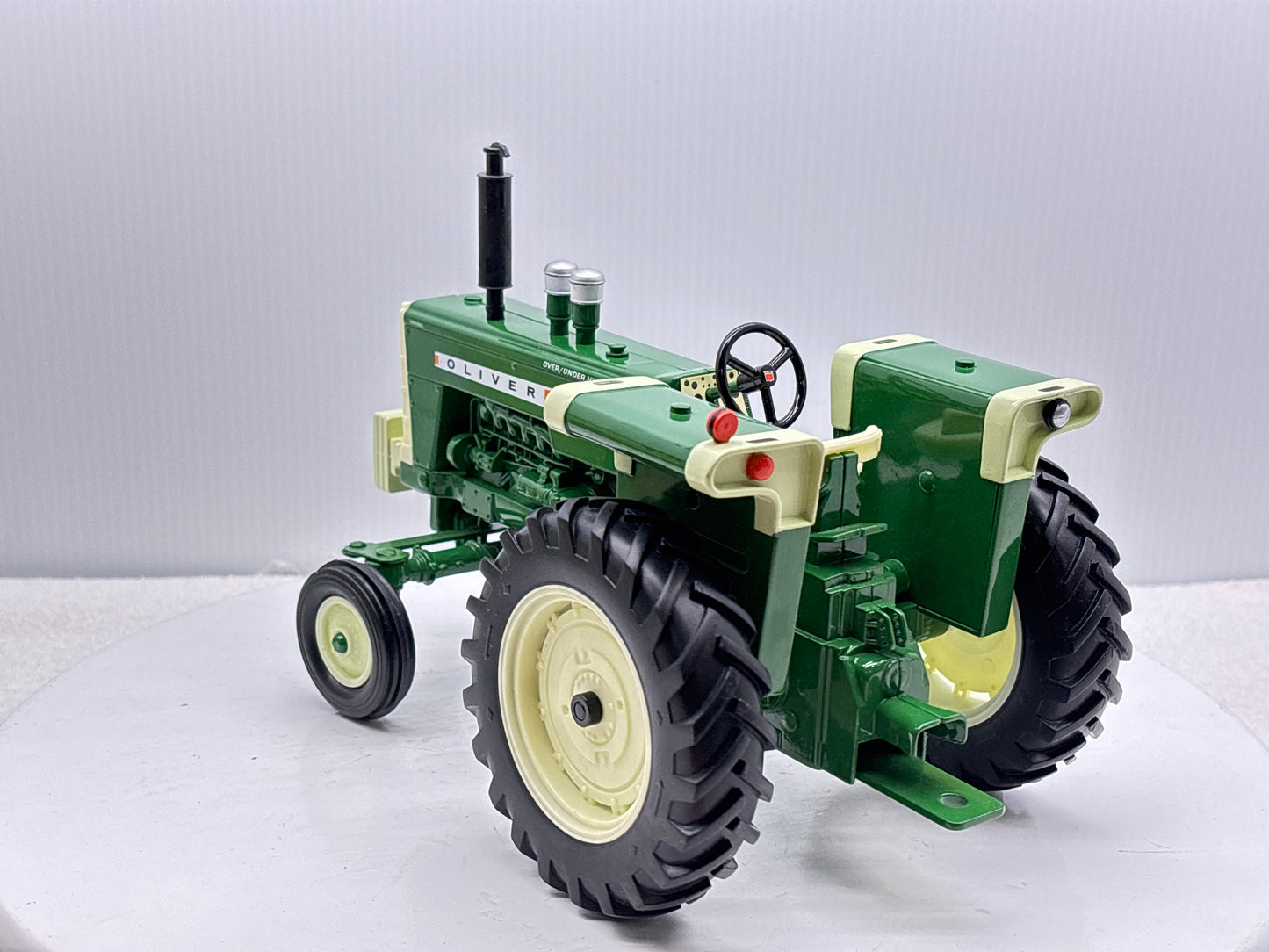 1/16 Oliver 1950-T