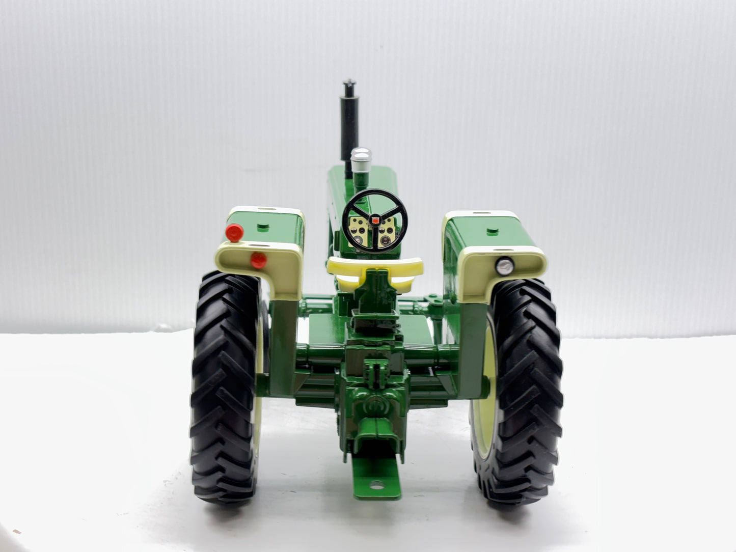 1/16 Oliver 1950-T