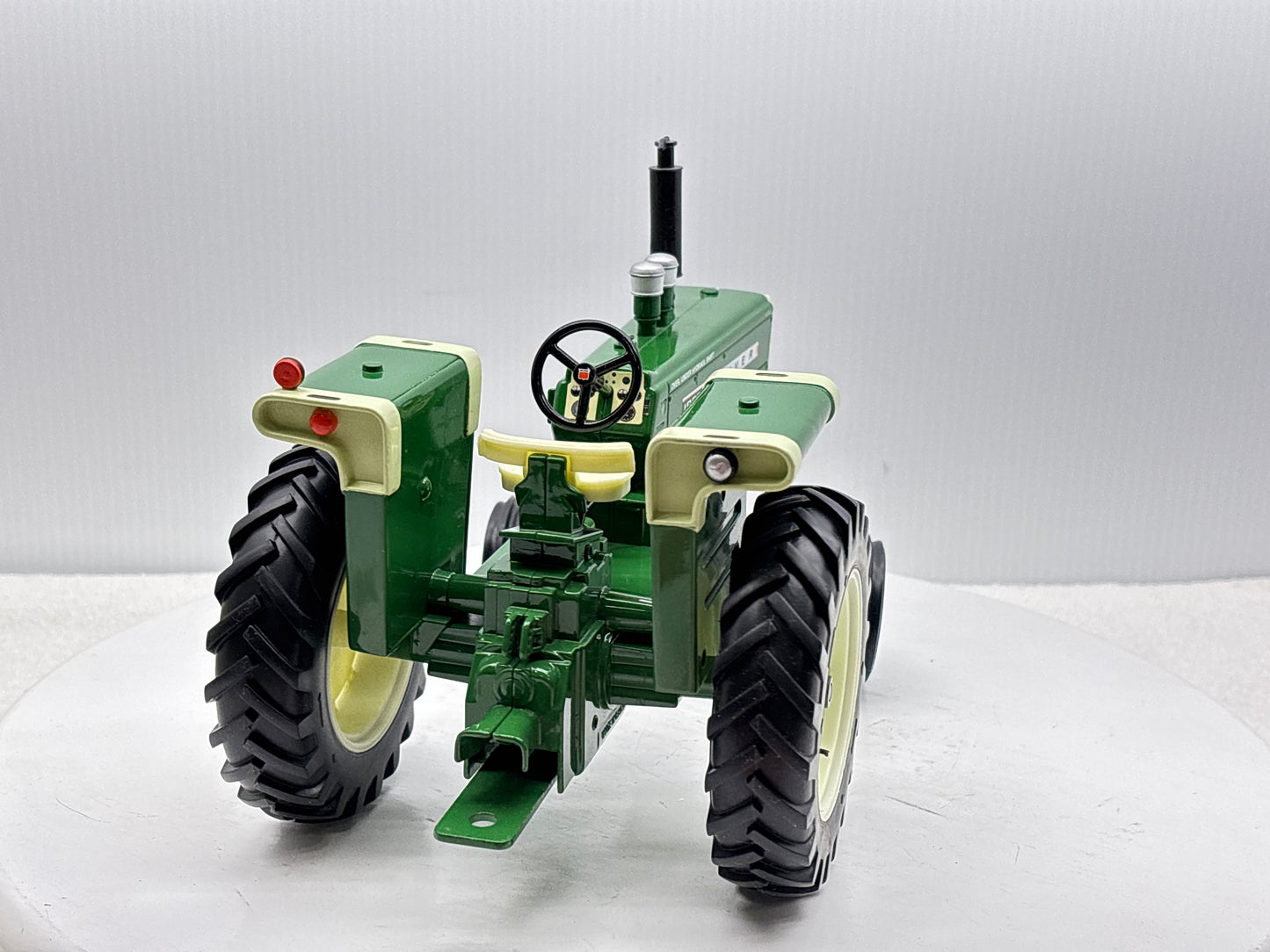1/16 Oliver 1950-T