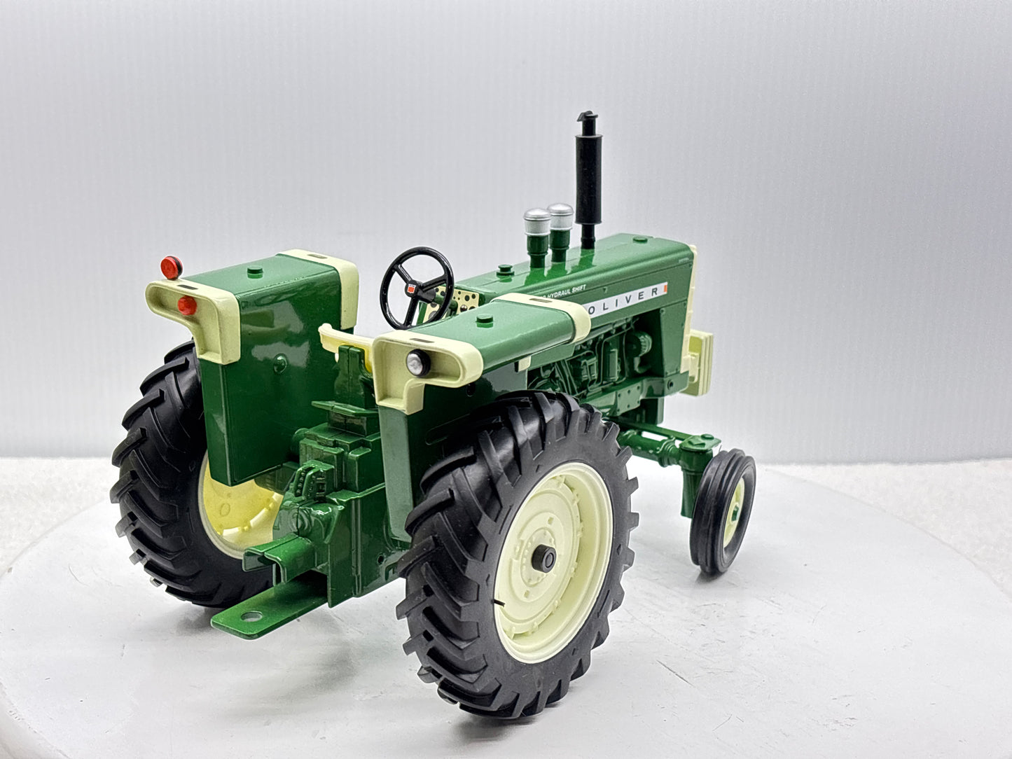 1/16 Oliver 1950-T