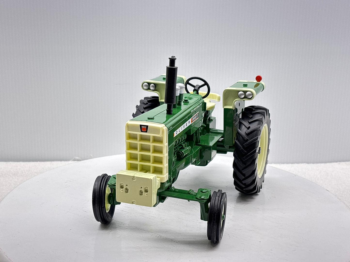 1/16 Oliver 1950-T