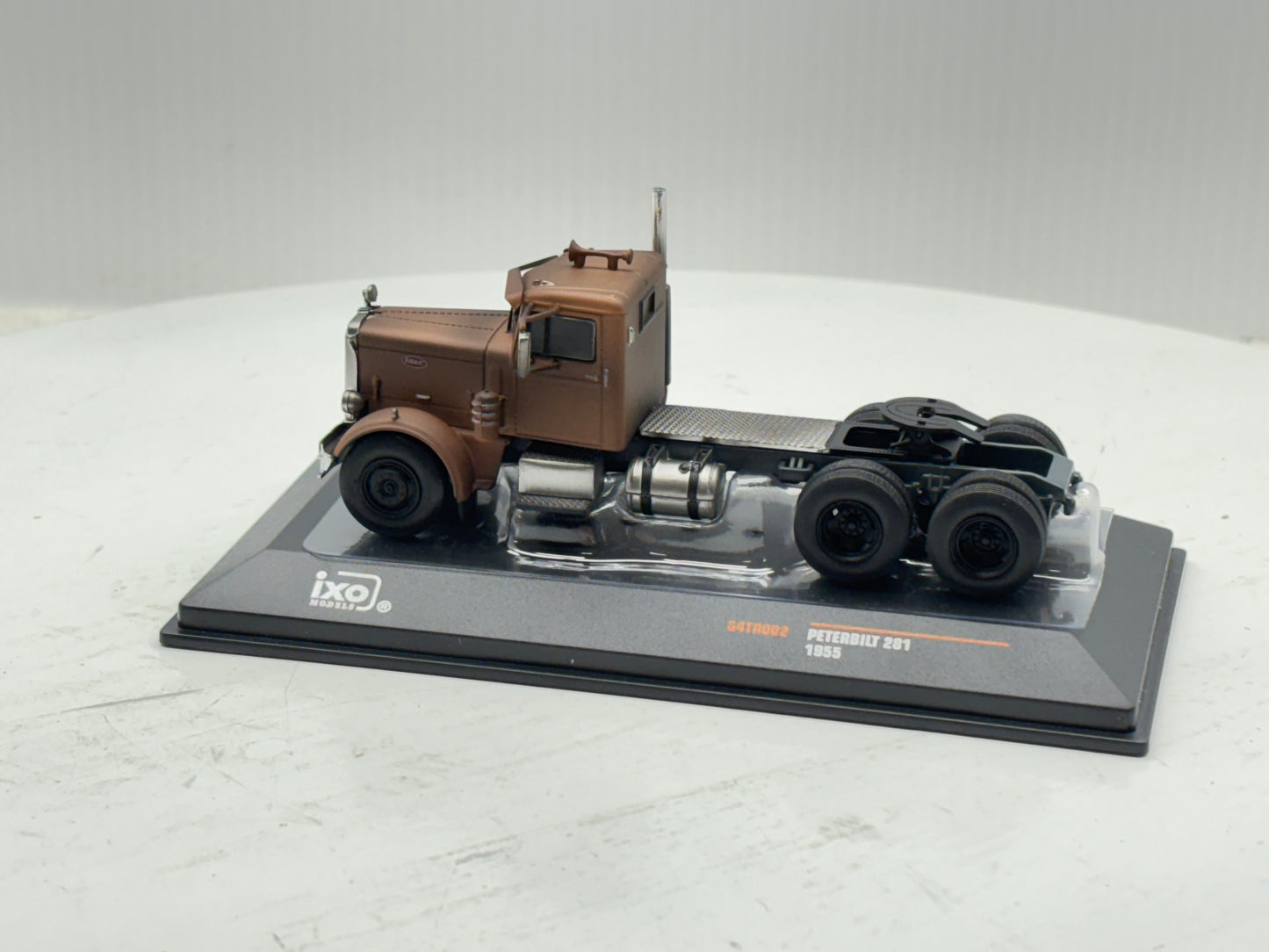 1/64 Peterbilt 281 (1955)