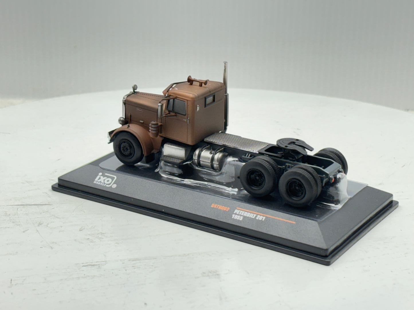 1/64 Peterbilt 281 (1955)