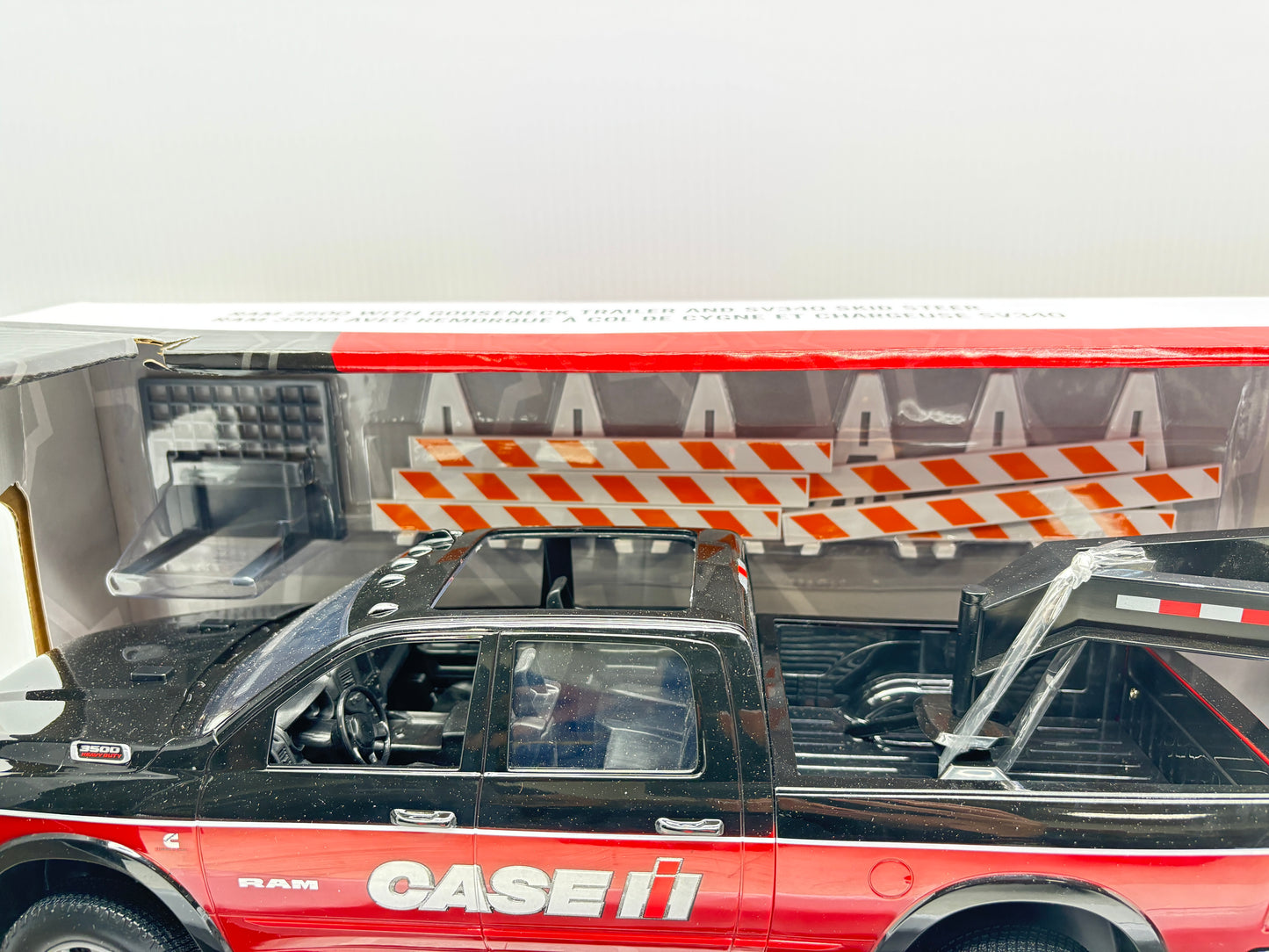 1/16 RAM 3500 wtih SV340 Skid Steer