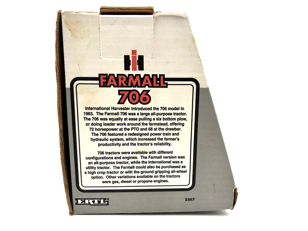 1/16 Farmall 706