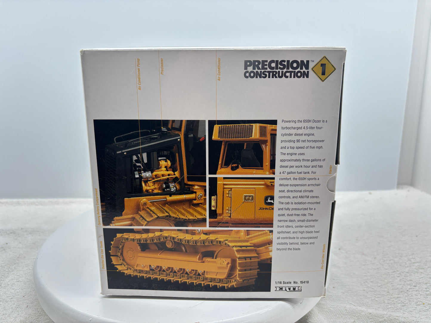 1/16 John Deere 650H Precision