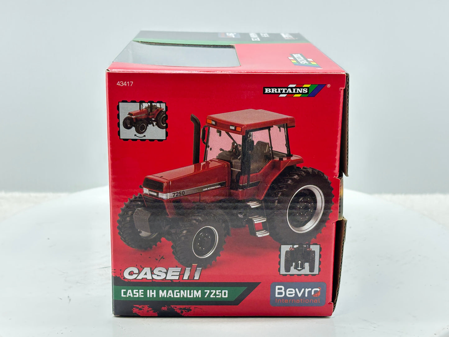 1/32 International Magnum 7250 Black
