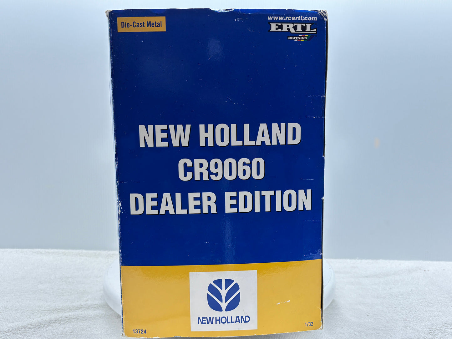 1/16 New Holland CR9060
