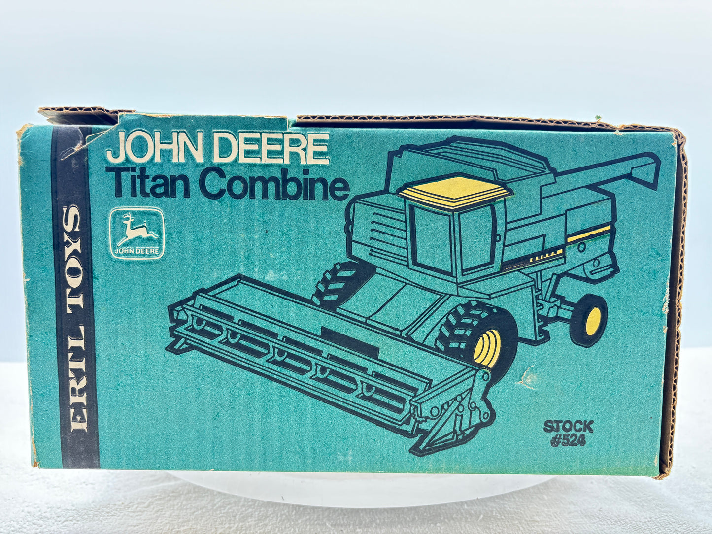 1/28 John Deere Titan