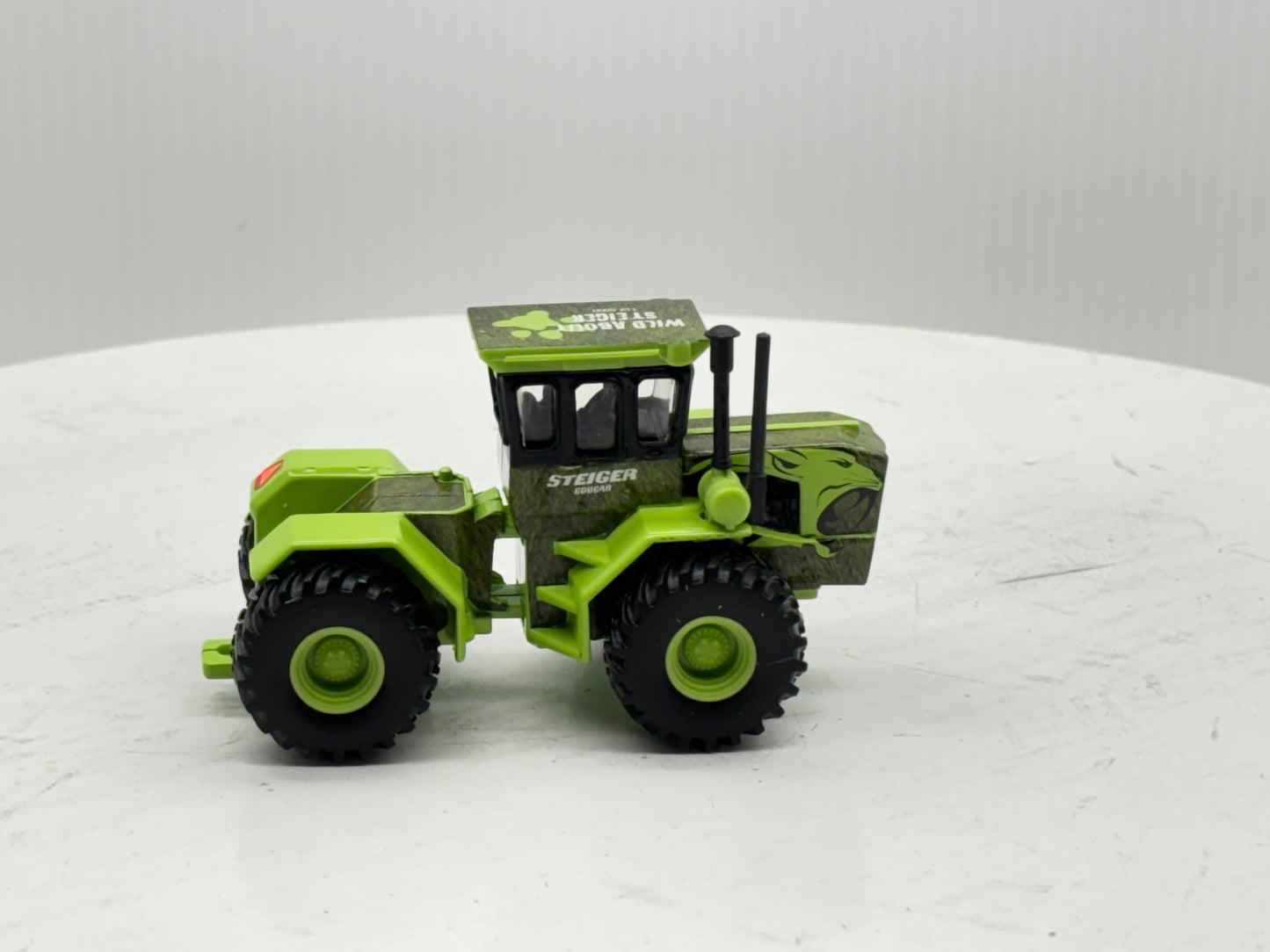 1/64 Steiger Cougar