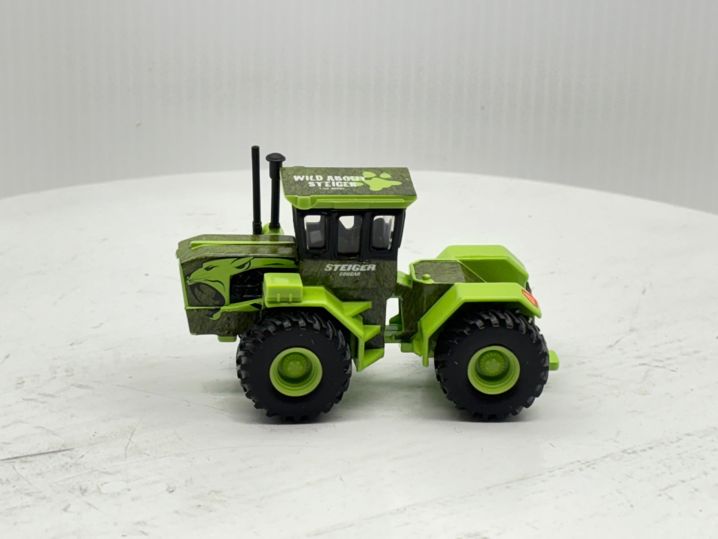 1/64 Steiger Cougar