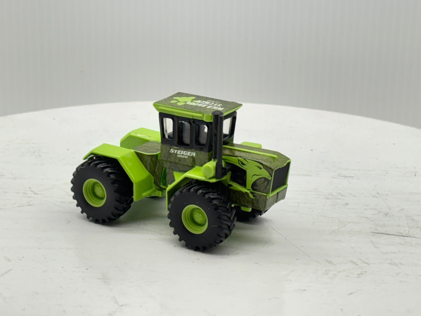 1/64 Steiger Cougar