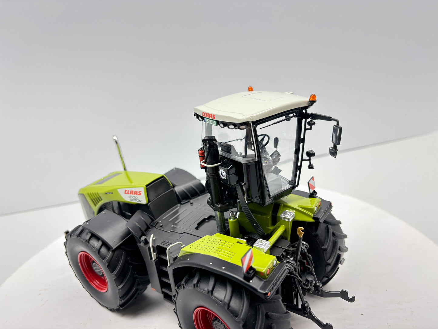 1/32 Claas 4500 Xerion