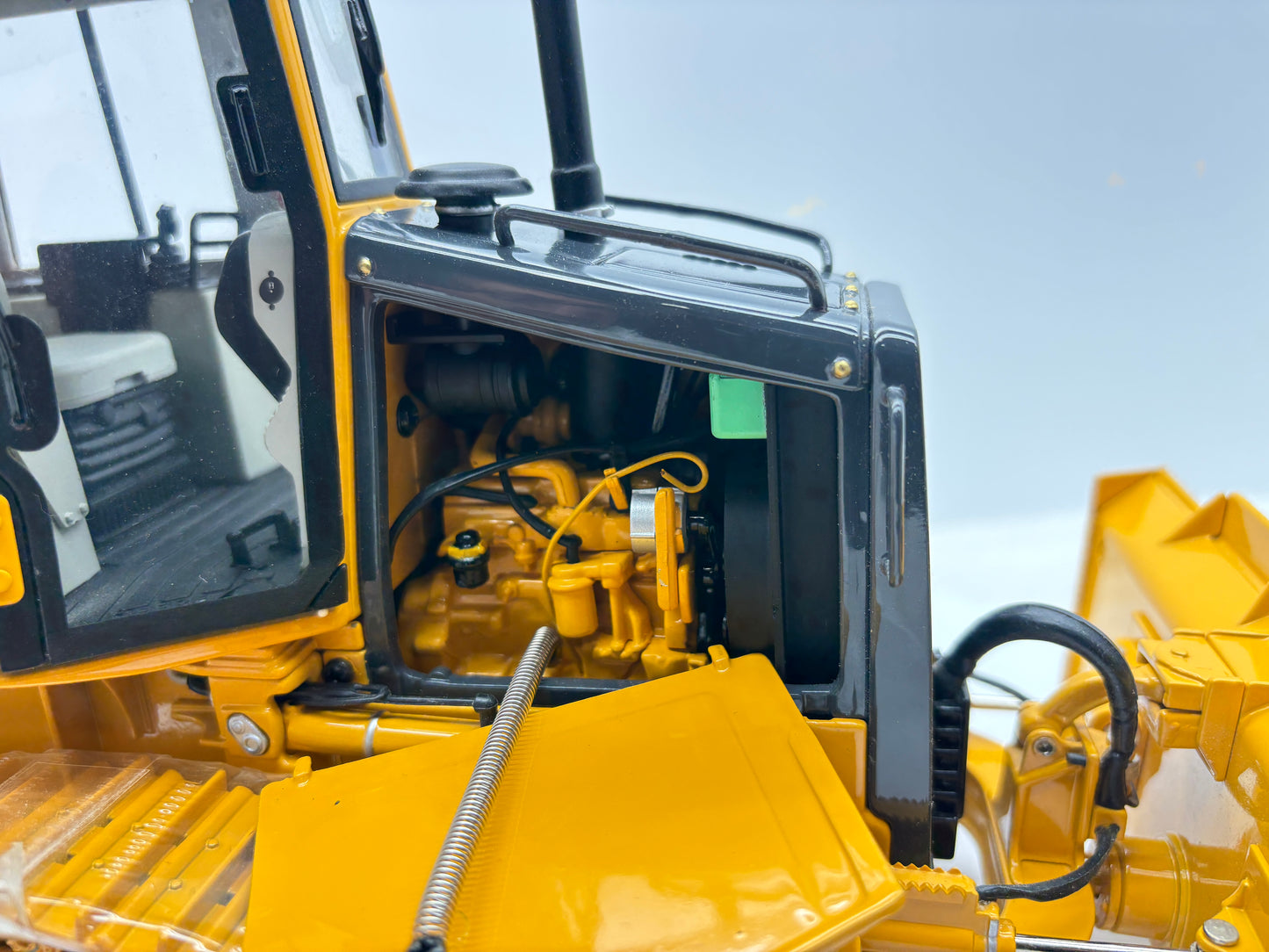 1/16 John Deere 650H Precision