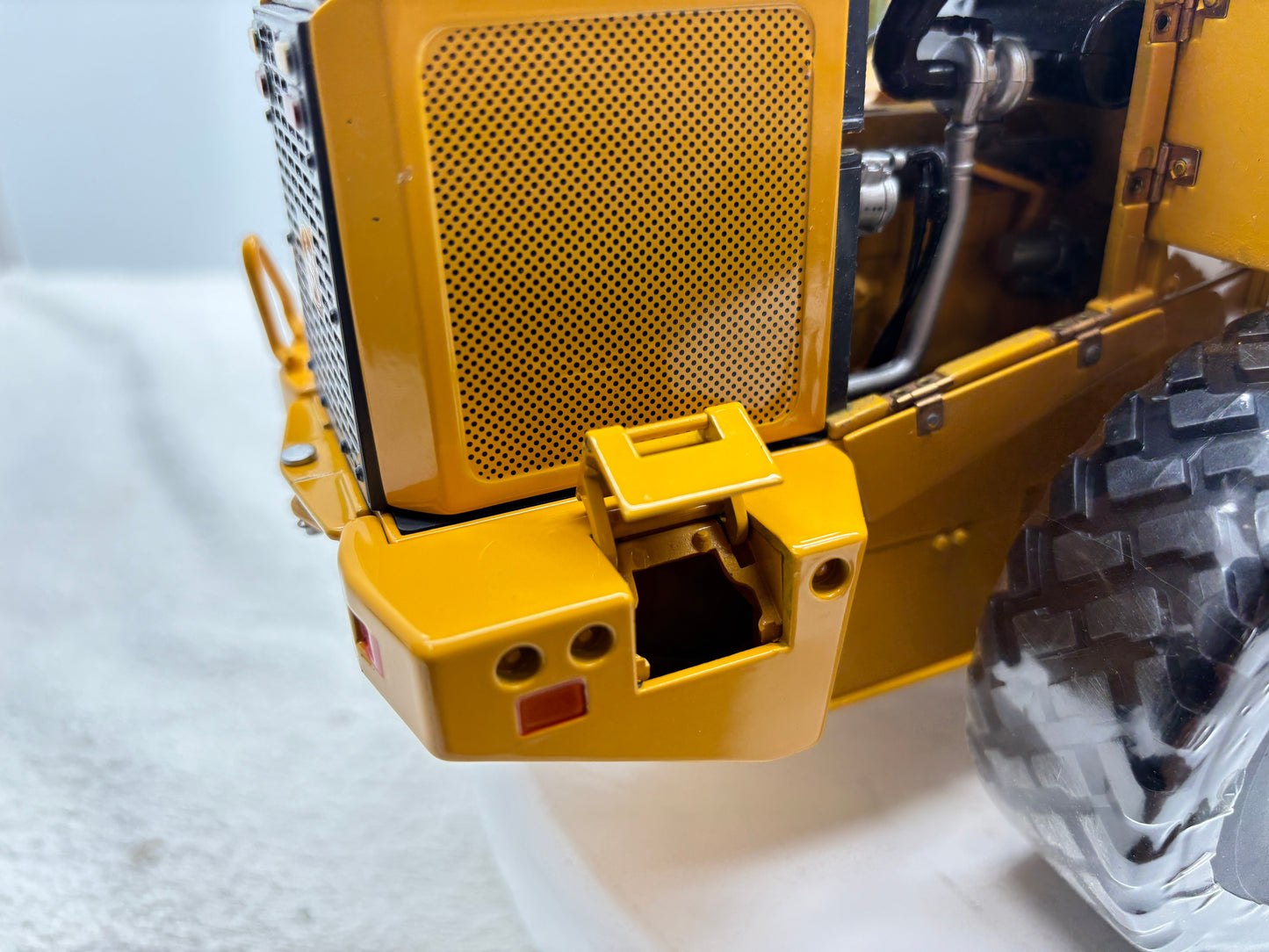 1/16 John Deere 544J