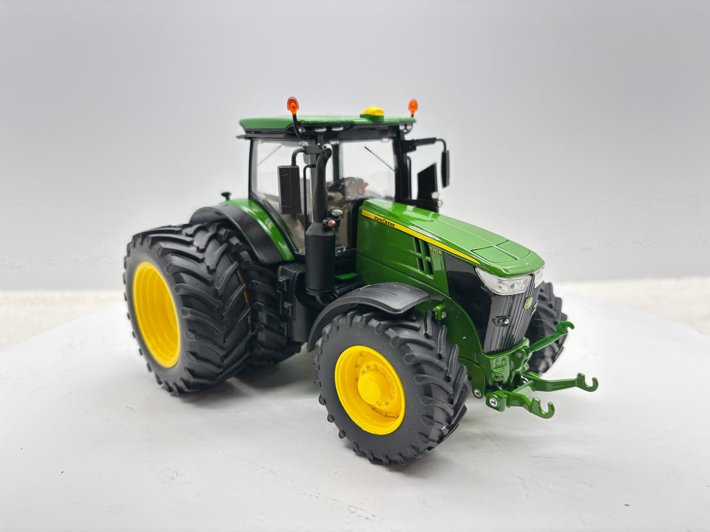 1/32 John Deere 7310R