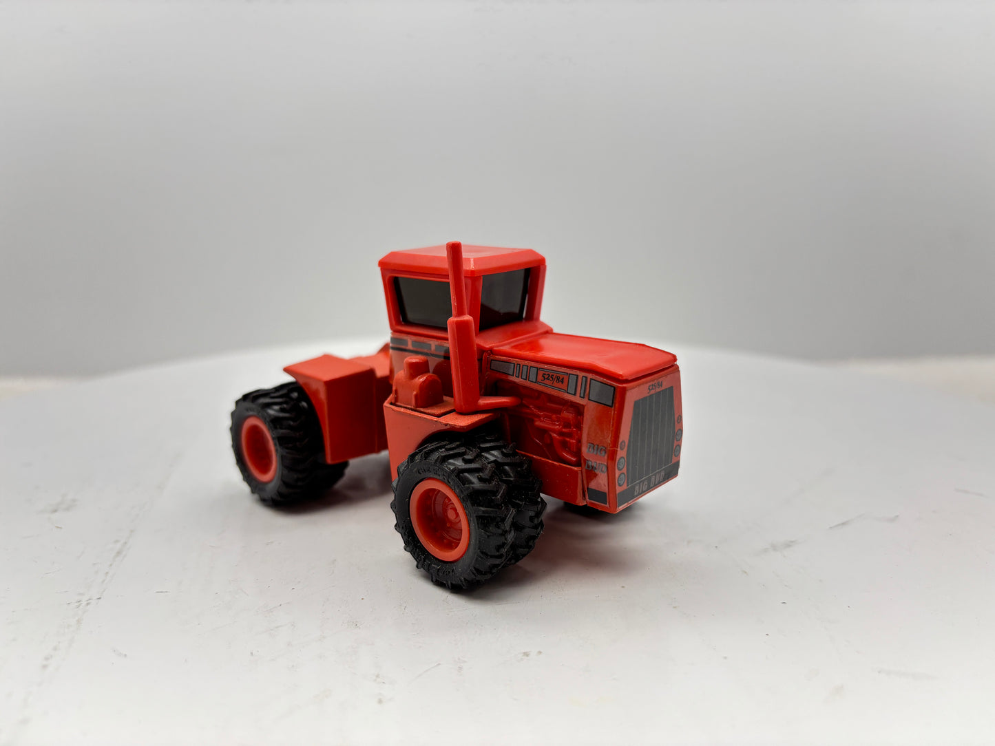 1/64 Big Bud 525-84 Industrial
