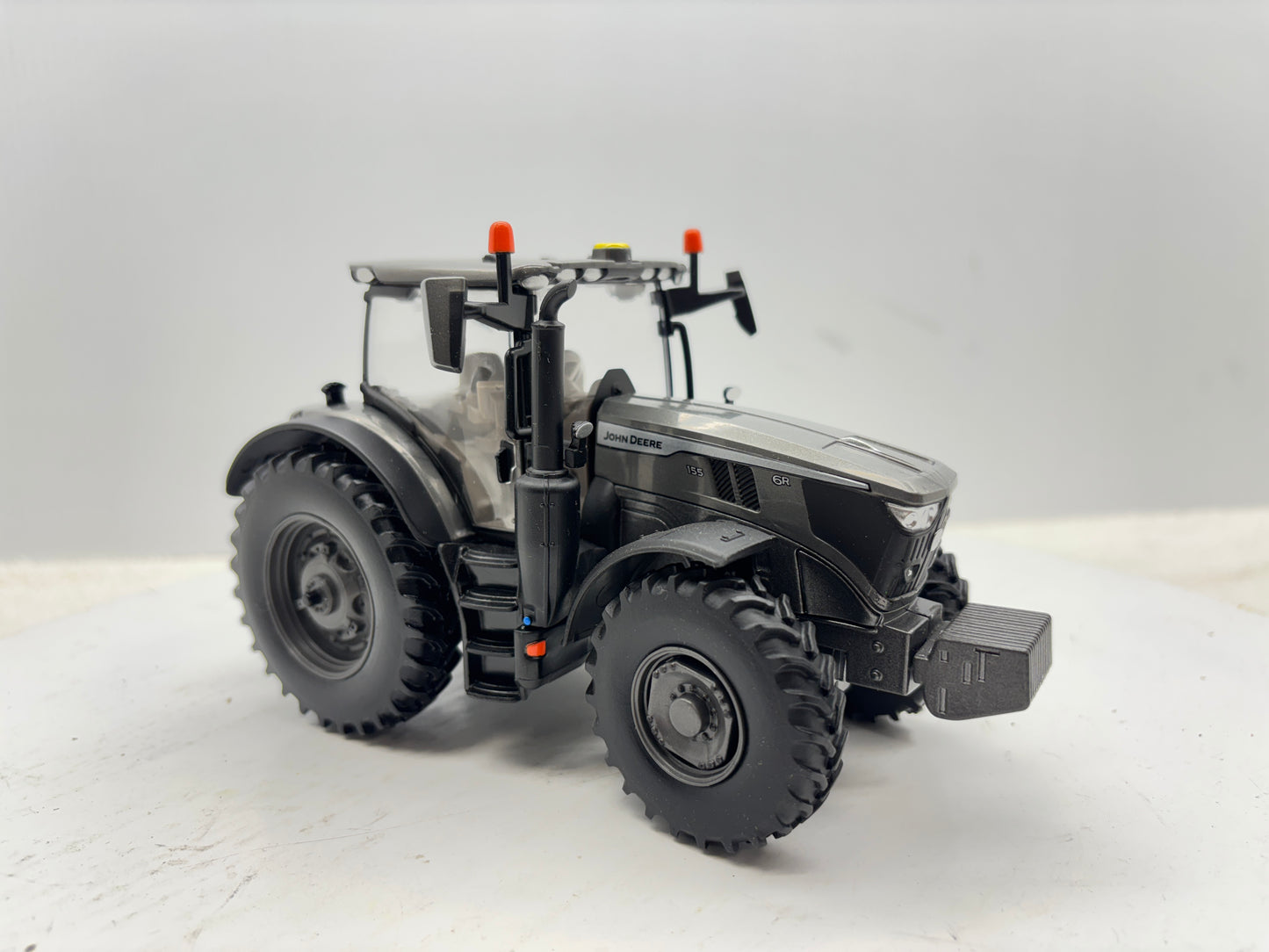 1/32 John Deere 6R 155 Charcoal