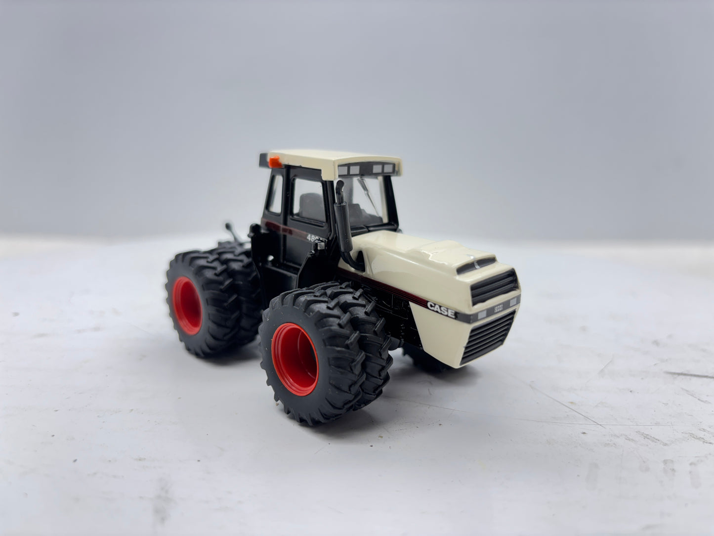 1/64 Case 4894 Prestige
