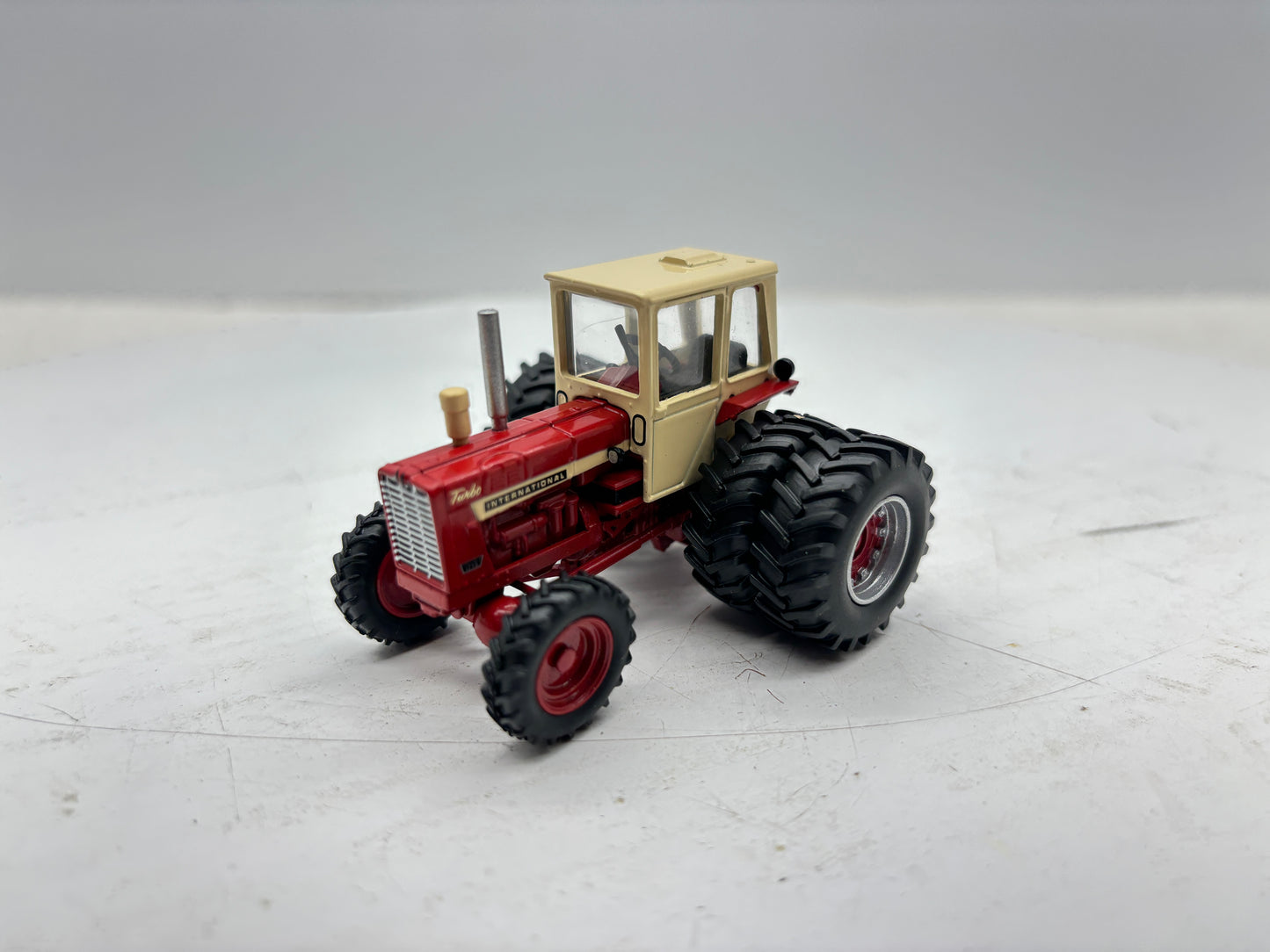 1/64 International 1256 4WD