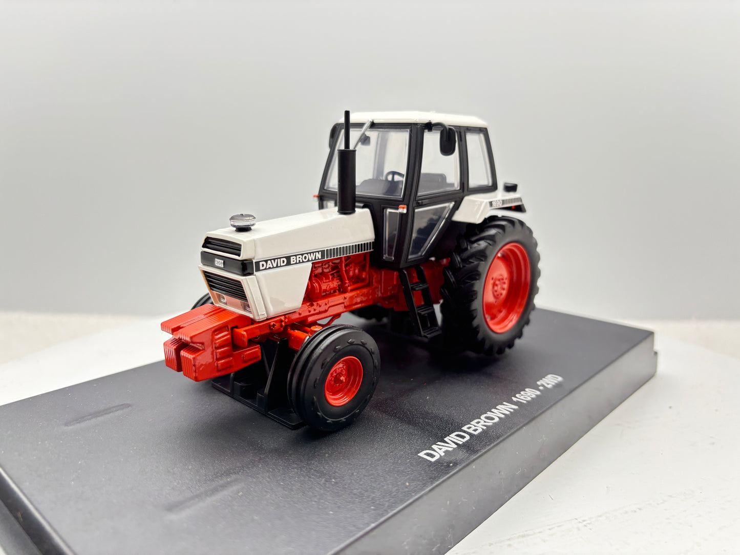 1/32 David Brown 2WD