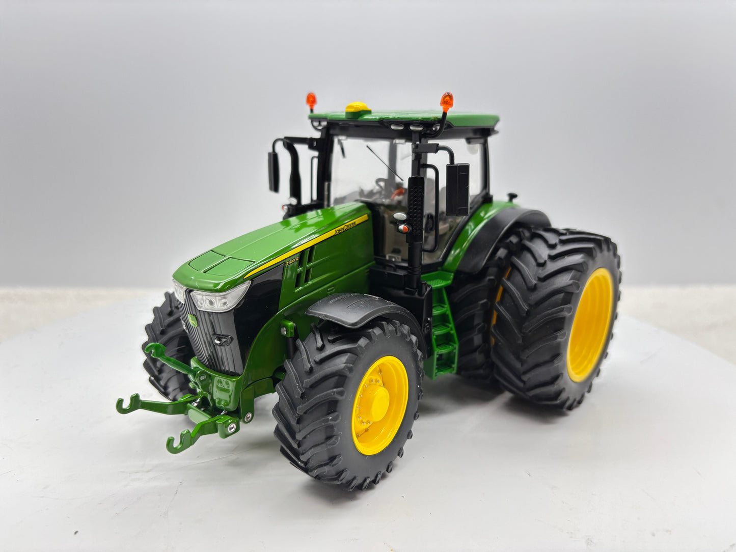 1/32 John Deere 7310R