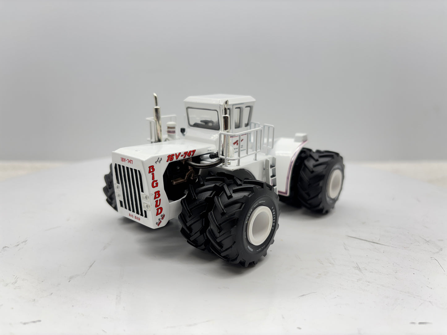 1/64 Big Bud 16V-747 1100HP