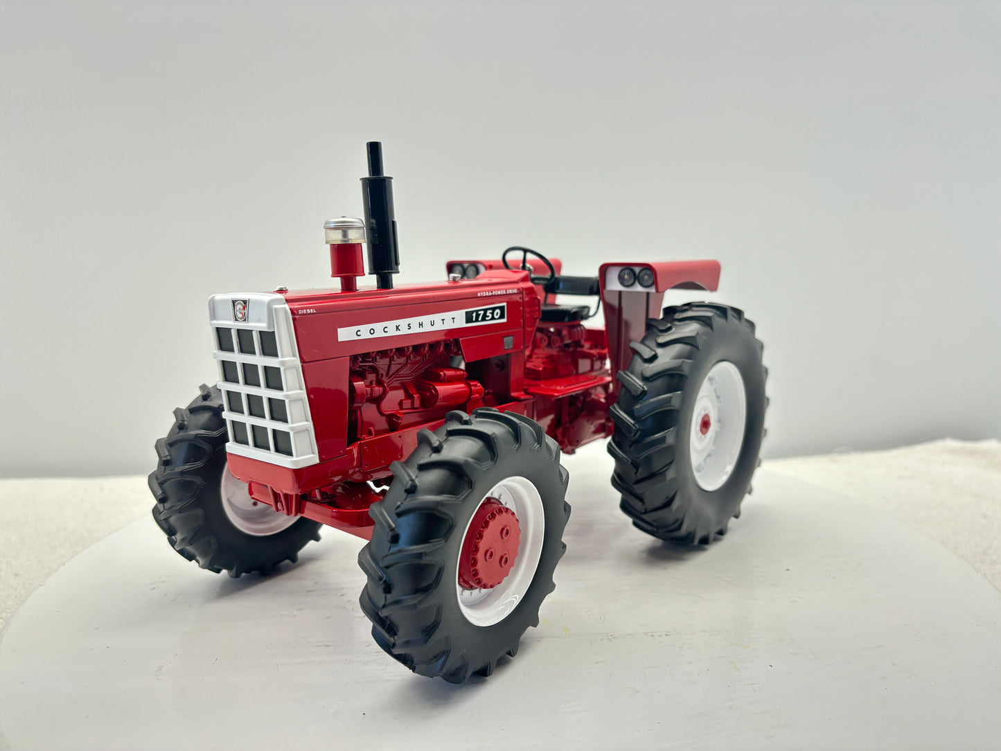 1/16 Cockshutt 1750 FWA