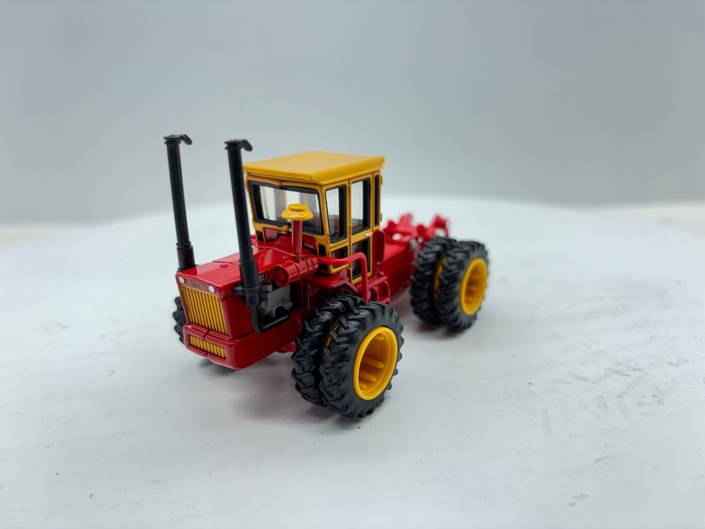 1/64 Versatile 118 Prestige
