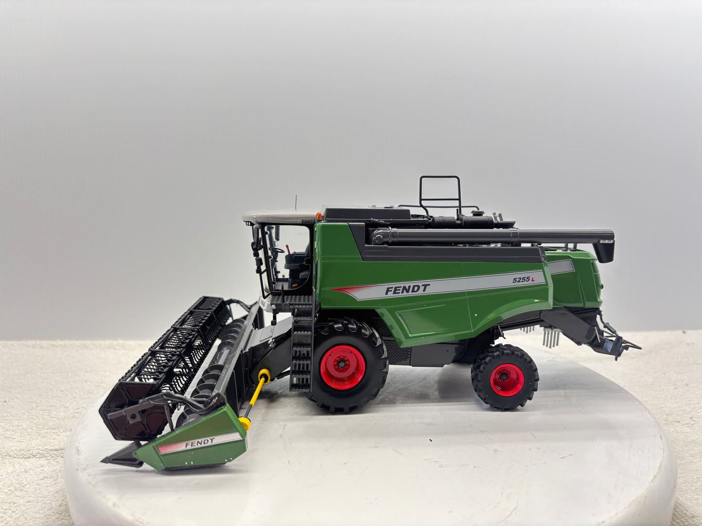 1/32 Fendt 5255L